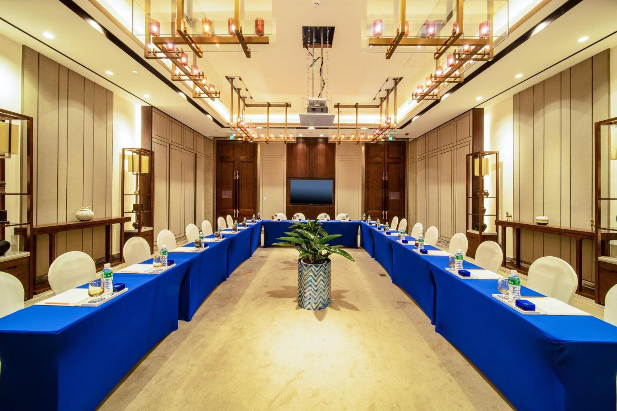 Hotel Indigo Dali Erhai By Ihg Екстер'єр фото