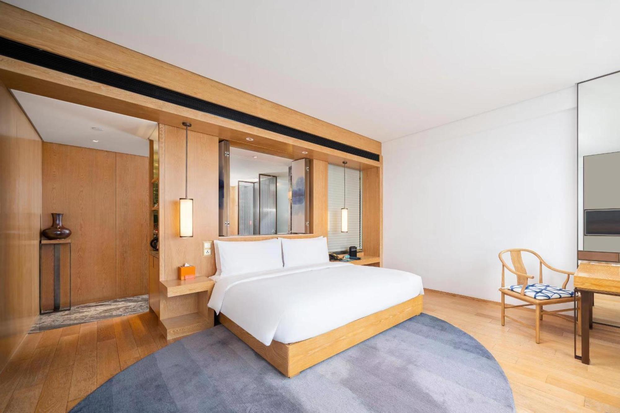 Hotel Indigo Dali Erhai By Ihg Екстер'єр фото